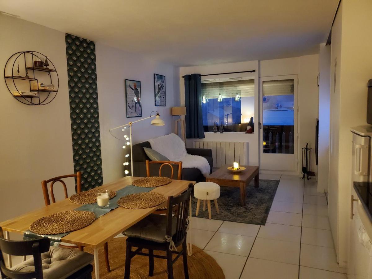 Avec Petit Balcon Et Cheminee - Grand Massif Apartment *